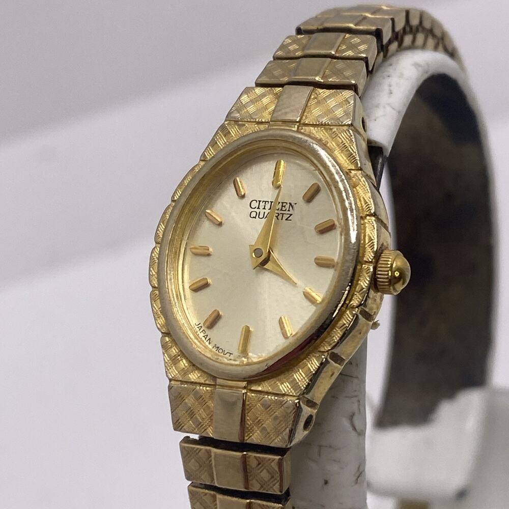 Vintage Citizen Womens Gold Tone Watch Works New Battery